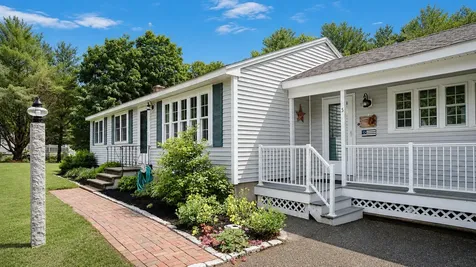 5 Overlook Drive Buxton ME 04093