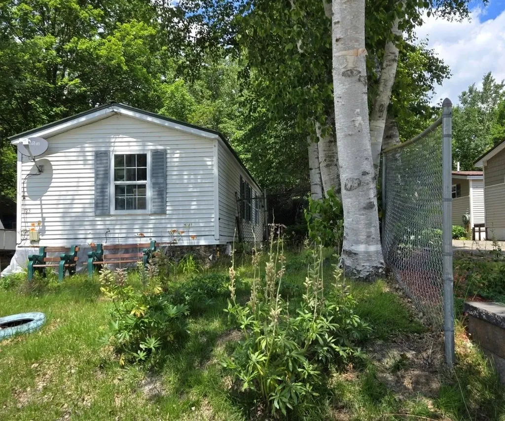 123 Cedar Street Millinocket ME 04462