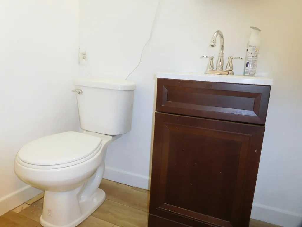 9 Spofford Street Lewiston ME 04240