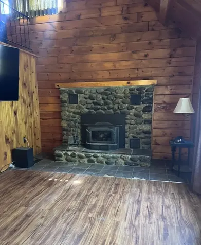 723 Middle Road Bradford ME 04410