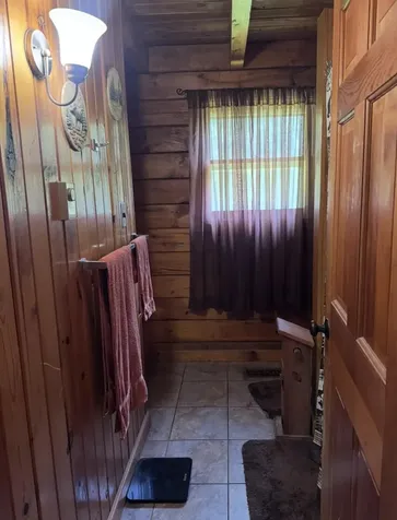 723 Middle Road Bradford ME 04410