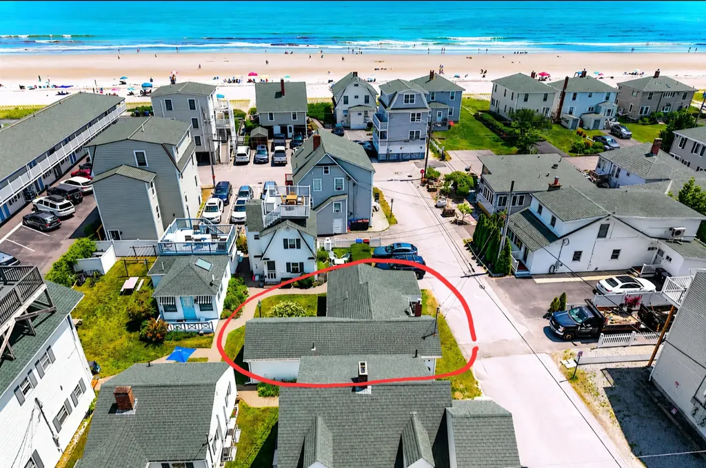 165 E Grand Avenue Old Orchard Beach ME 04064