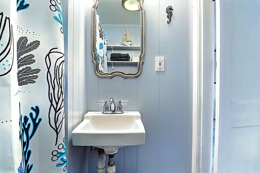 165 E Grand Avenue Old Orchard Beach ME 04064