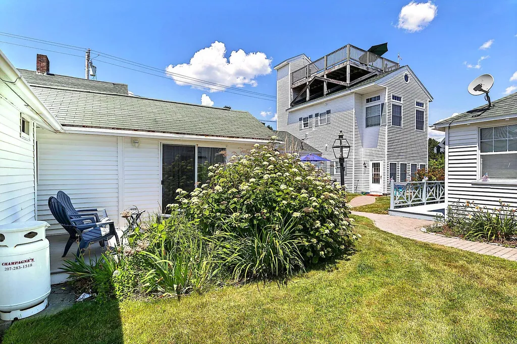 165 E Grand Avenue Old Orchard Beach ME 04064
