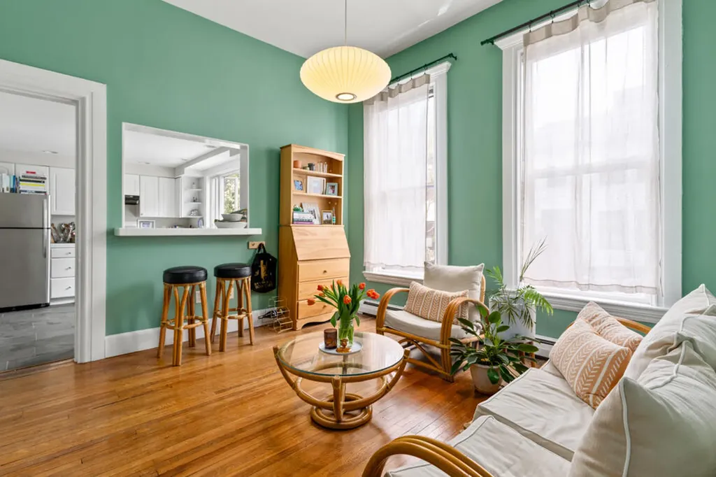 27 Pine Street Portland ME 04102