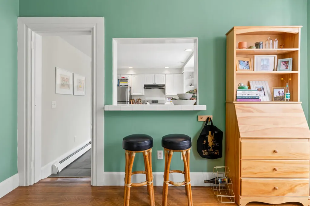 27 Pine Street Portland ME 04102
