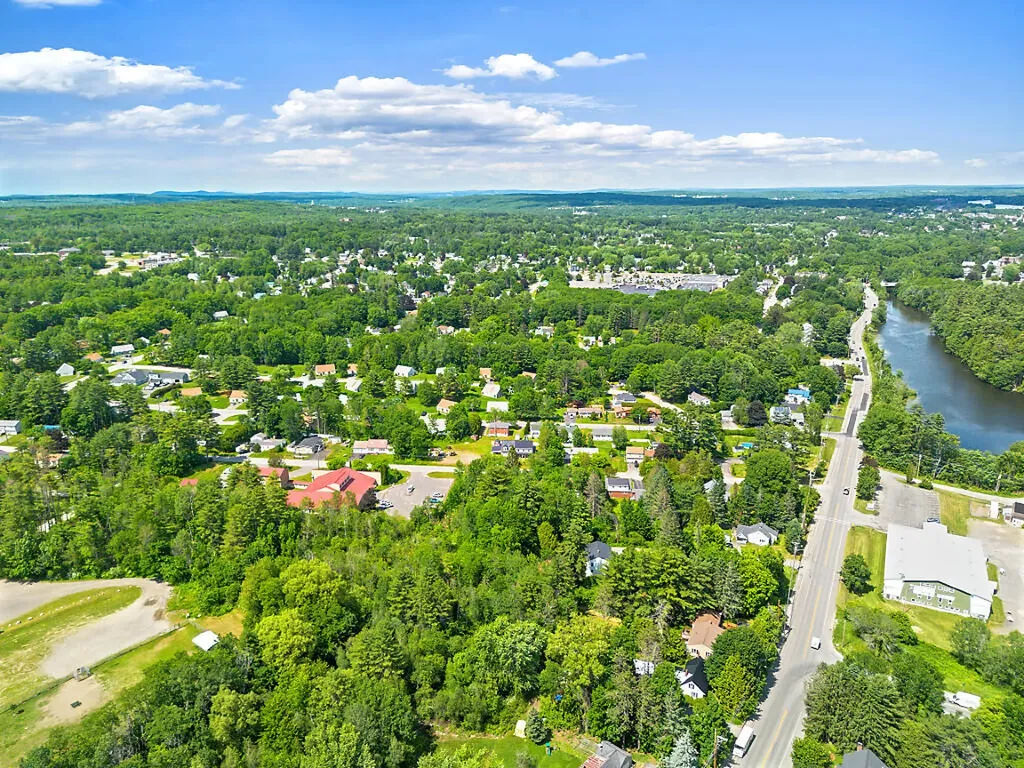 8 Paul Avenue Waterville ME 04901