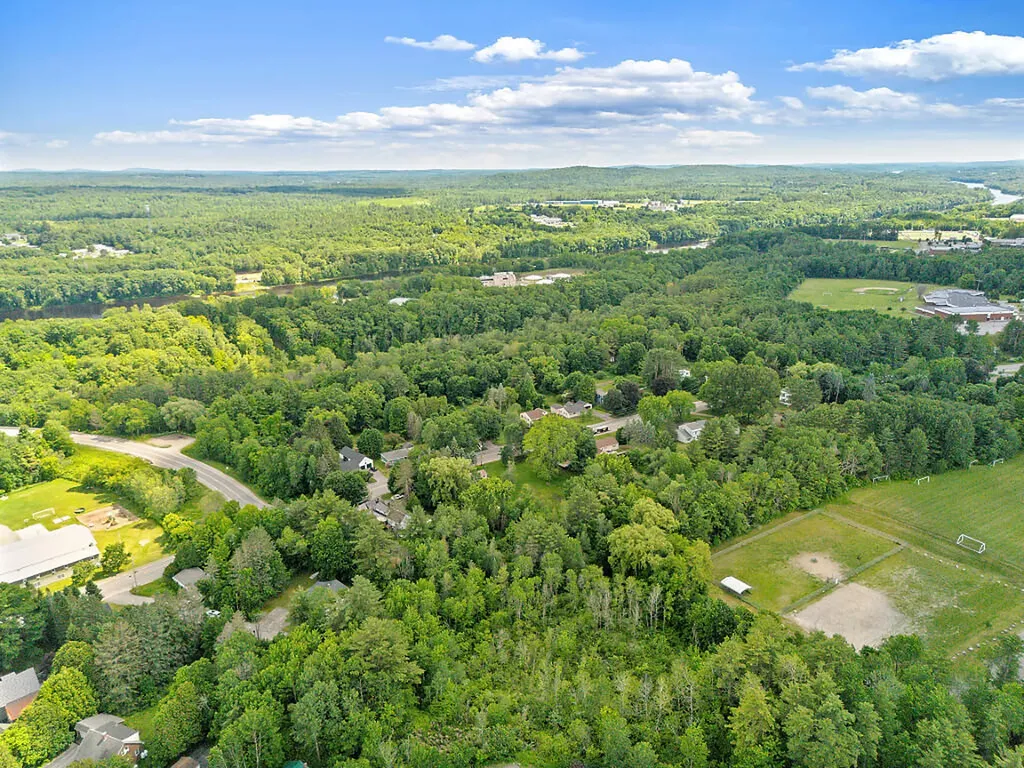 8 Paul Avenue Waterville ME 04901