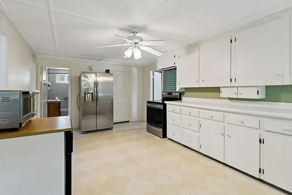 8 Paul Avenue Waterville ME 04901