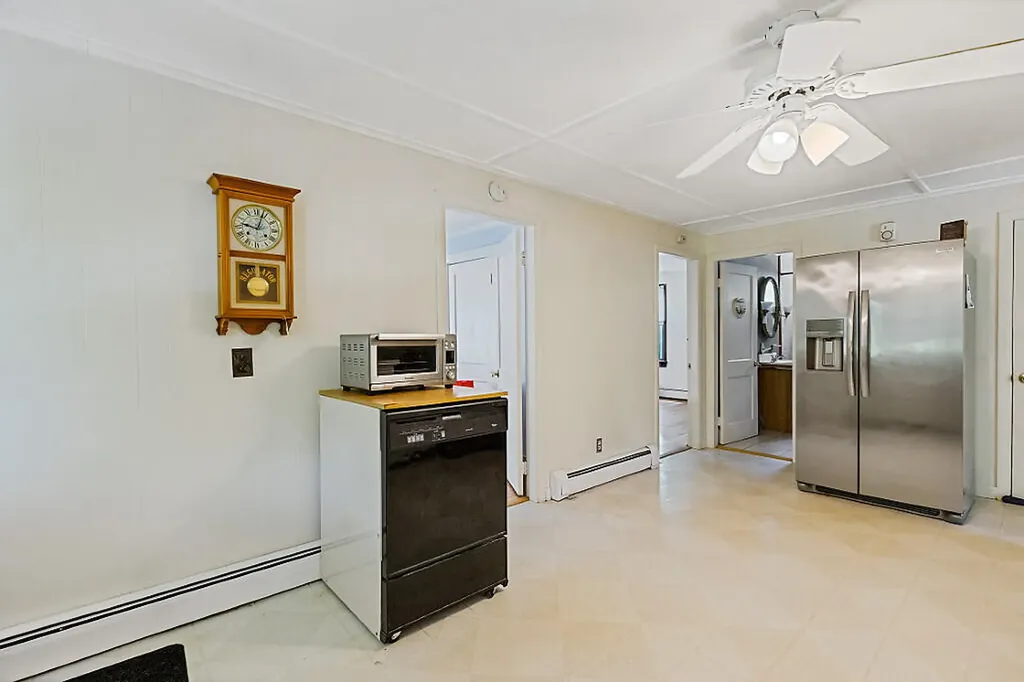 8 Paul Avenue Waterville ME 04901