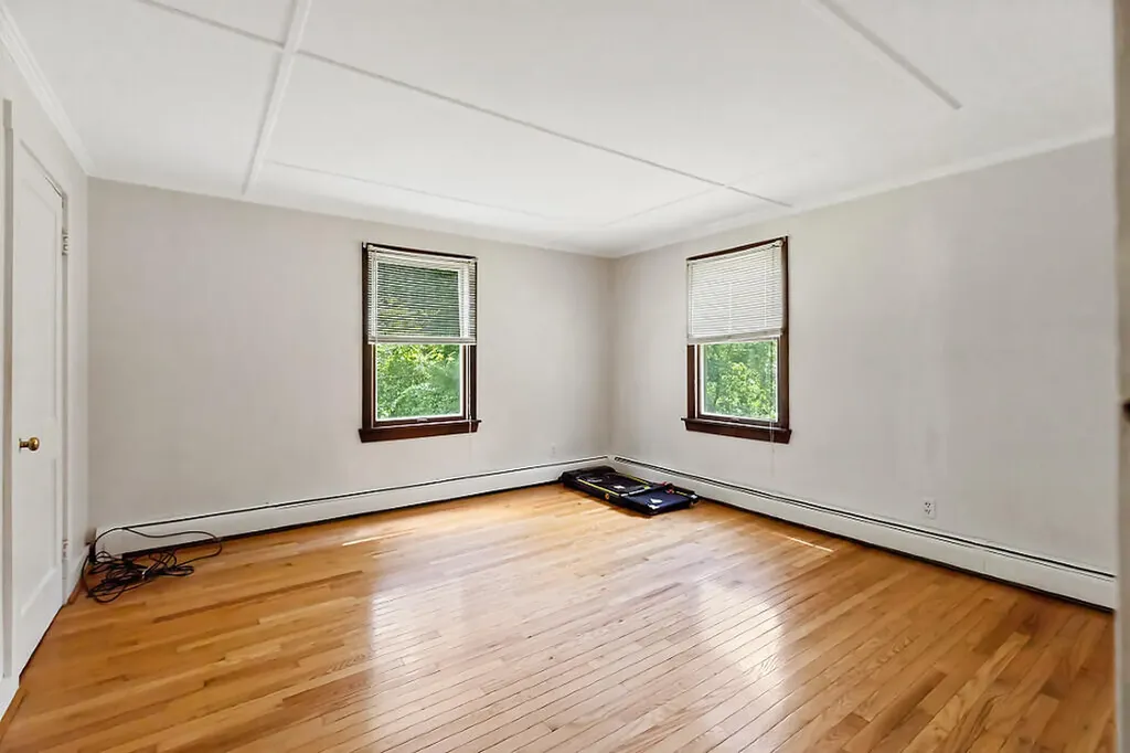 8 Paul Avenue Waterville ME 04901