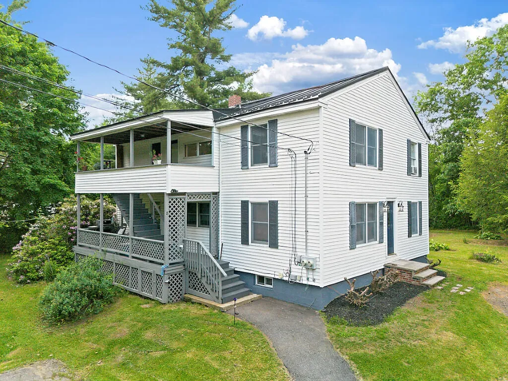 8 Paul Avenue Waterville ME 04901