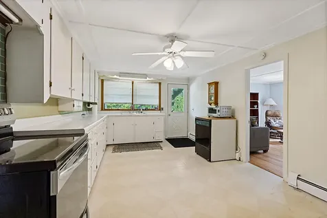 8 Paul Avenue Waterville ME 04901