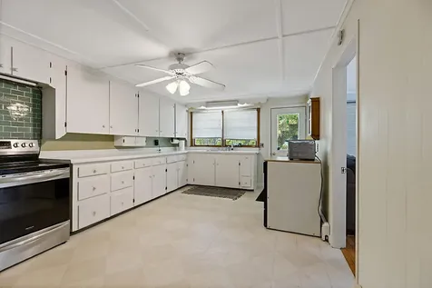 8 Paul Avenue Waterville ME 04901