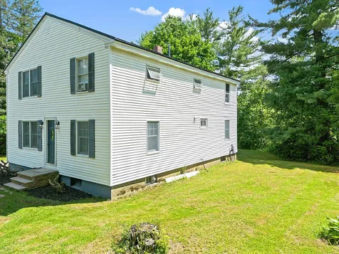8 Paul Avenue Waterville ME 04901