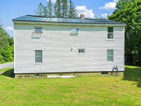 8 Paul Avenue Waterville ME 04901