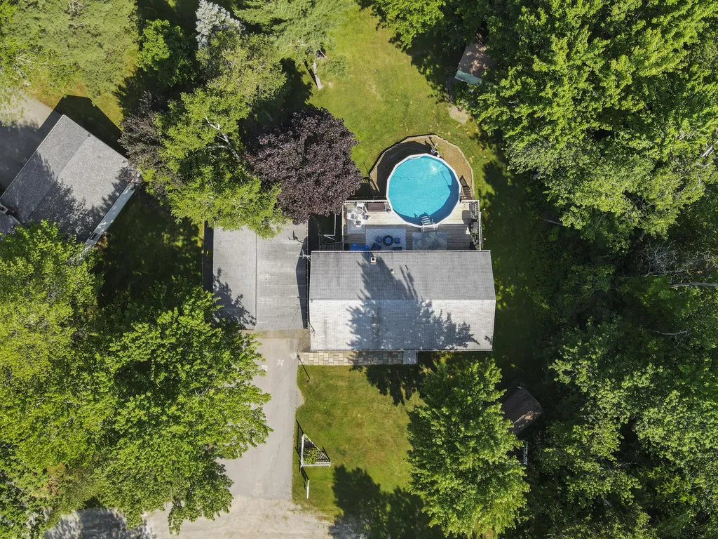 68 Lorraine Avenue Brewer ME 04412
