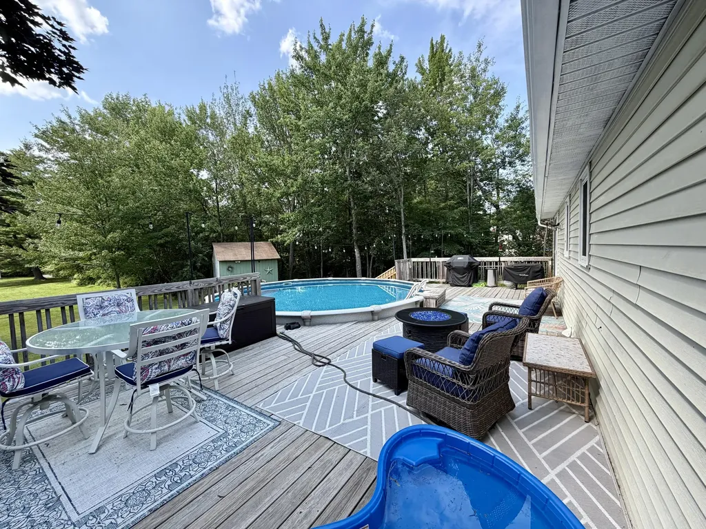 68 Lorraine Avenue Brewer ME 04412