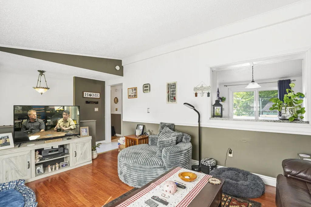 68 Lorraine Avenue Brewer ME 04412