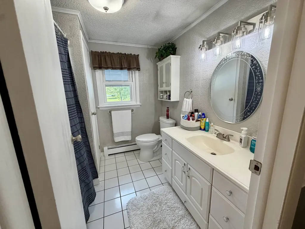 68 Lorraine Avenue Brewer ME 04412