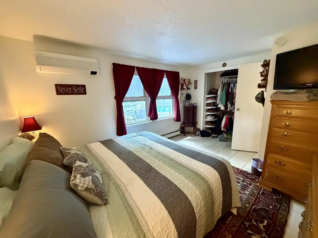 68 Lorraine Avenue Brewer ME 04412