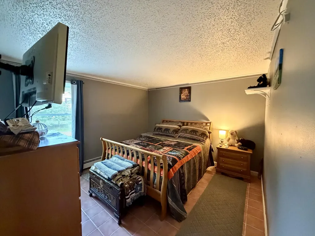 68 Lorraine Avenue Brewer ME 04412