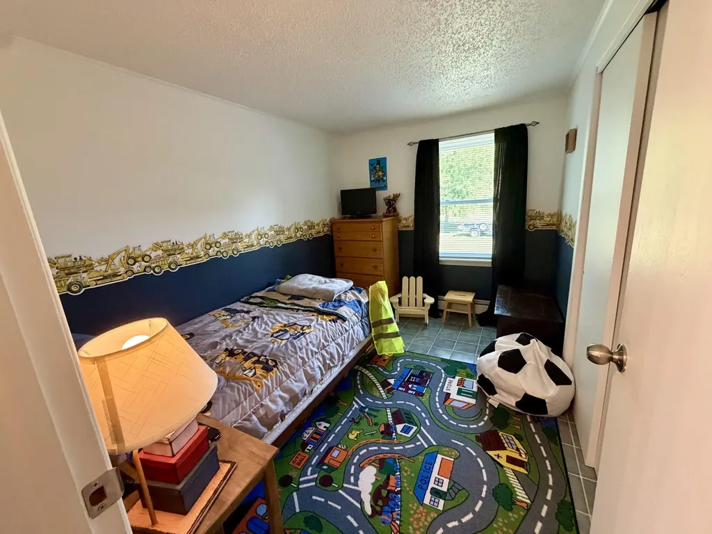 68 Lorraine Avenue Brewer ME 04412