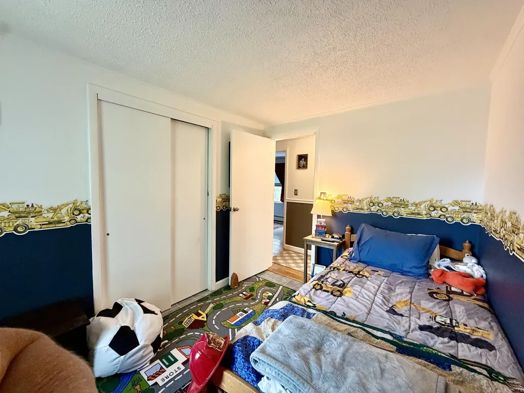 68 Lorraine Avenue Brewer ME 04412