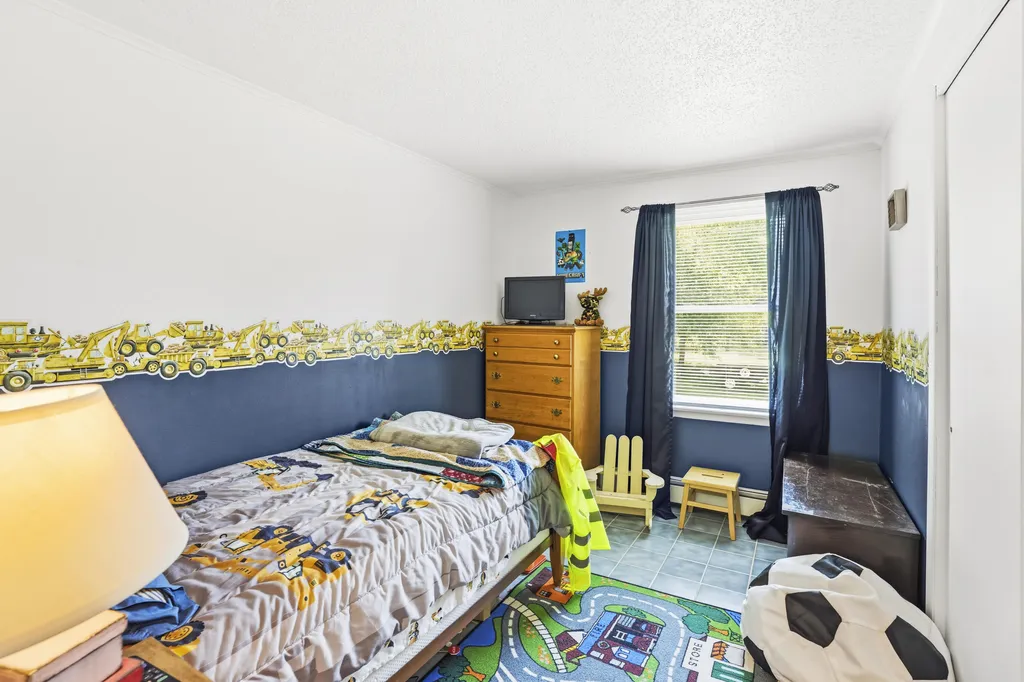 68 Lorraine Avenue Brewer ME 04412