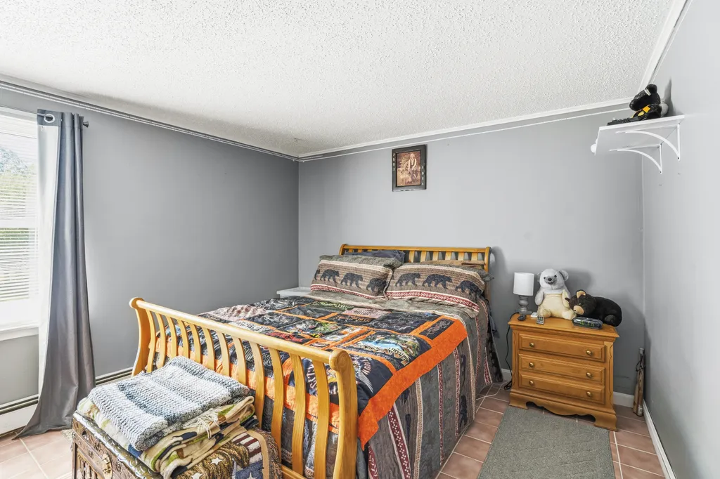 68 Lorraine Avenue Brewer ME 04412