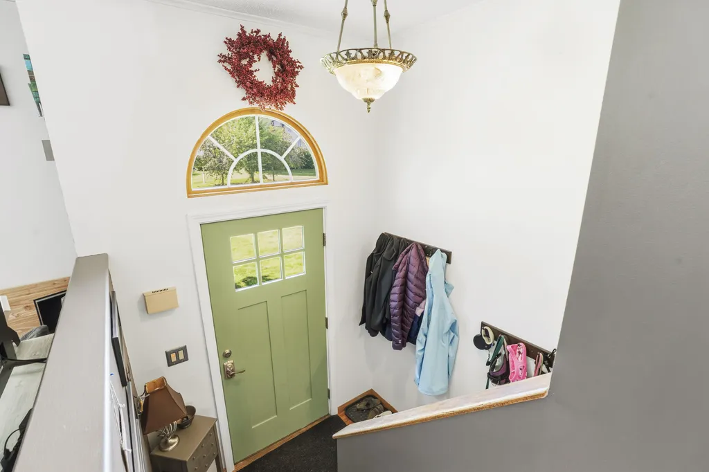 68 Lorraine Avenue Brewer ME 04412