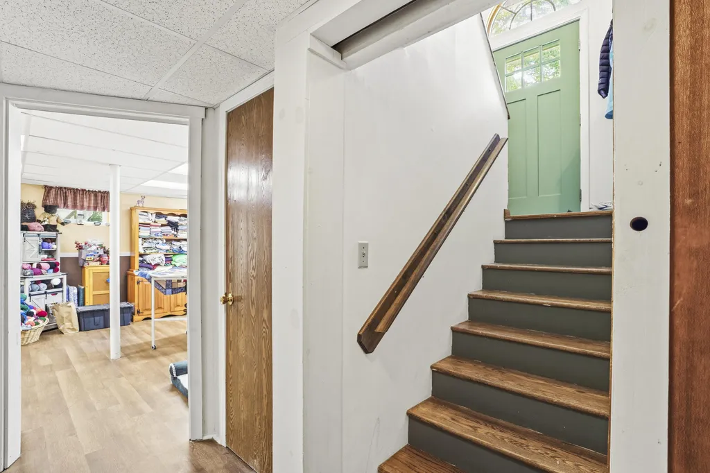 68 Lorraine Avenue Brewer ME 04412