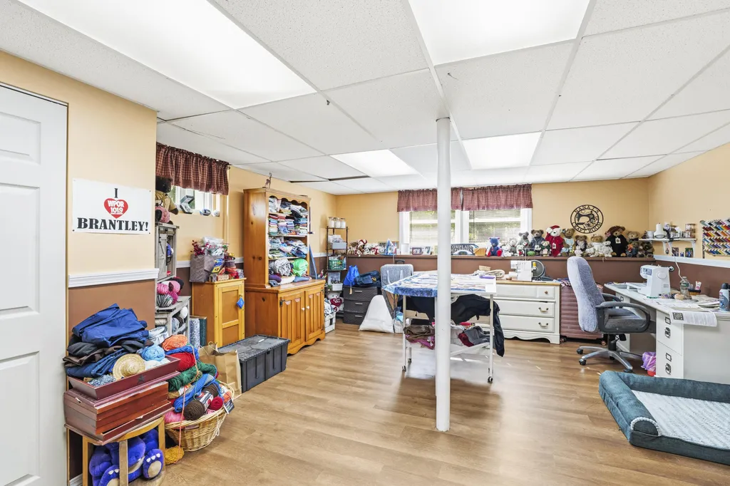 68 Lorraine Avenue Brewer ME 04412