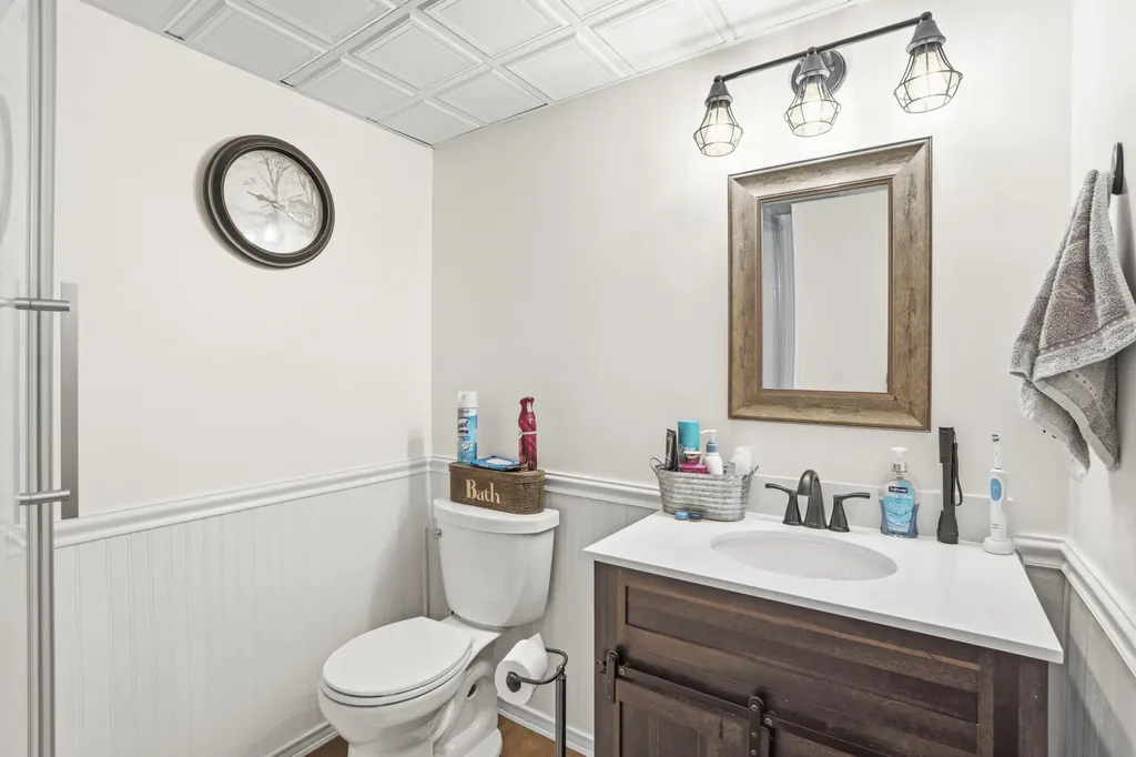 68 Lorraine Avenue Brewer ME 04412