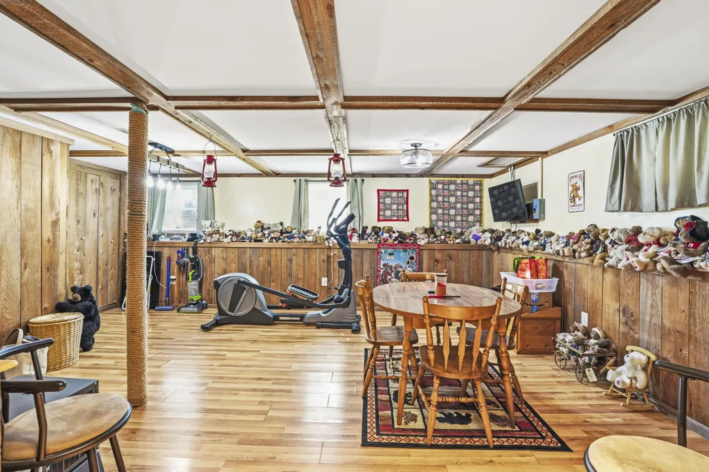 68 Lorraine Avenue Brewer ME 04412