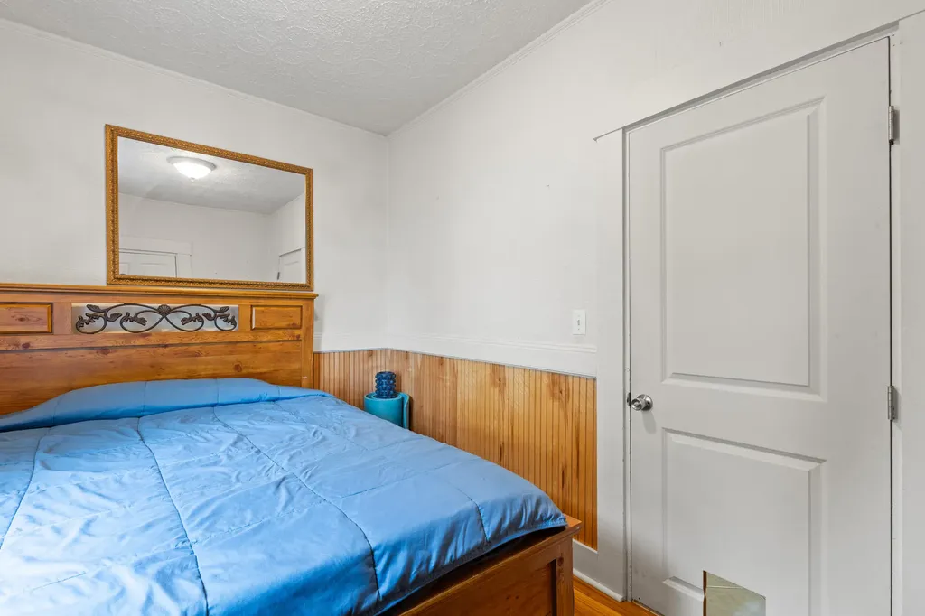 13 Acorn Street Sanford ME 04073