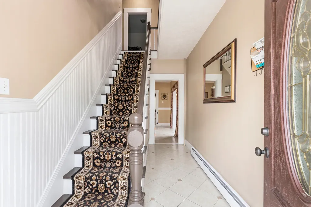13 Acorn Street Sanford ME 04073