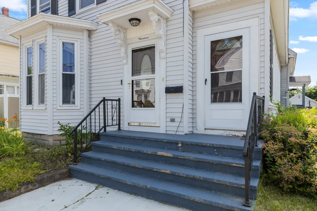 13 Acorn Street Sanford ME 04073