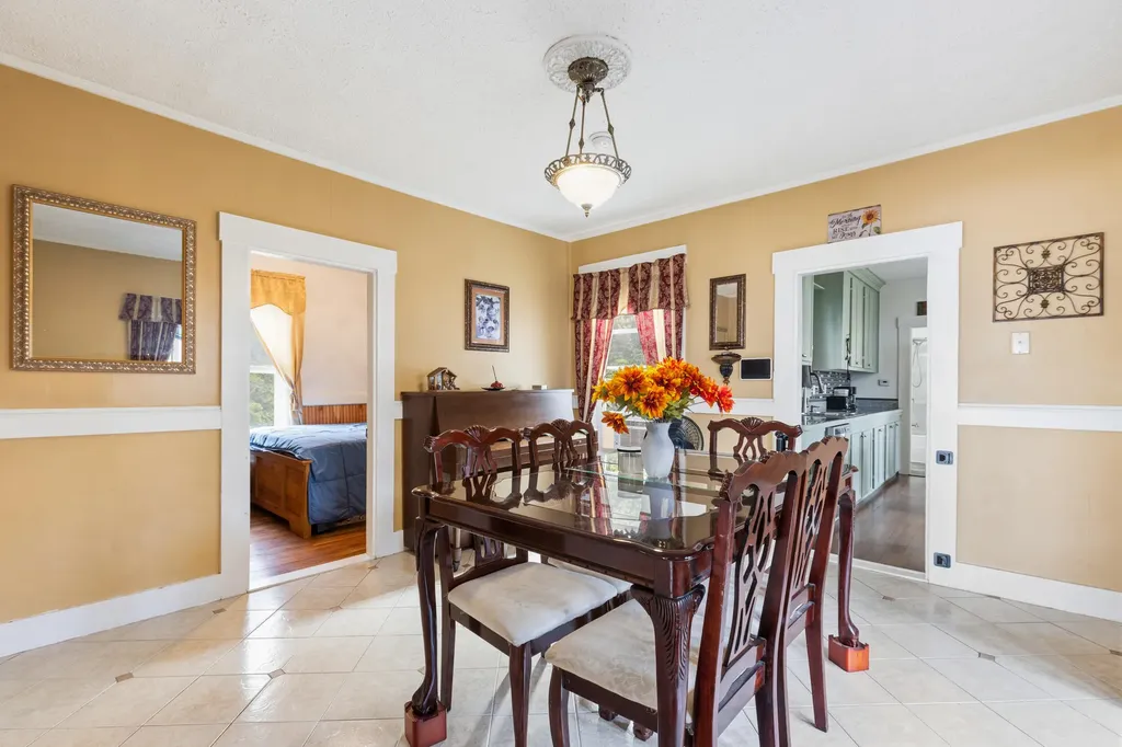13 Acorn Street Sanford ME 04073