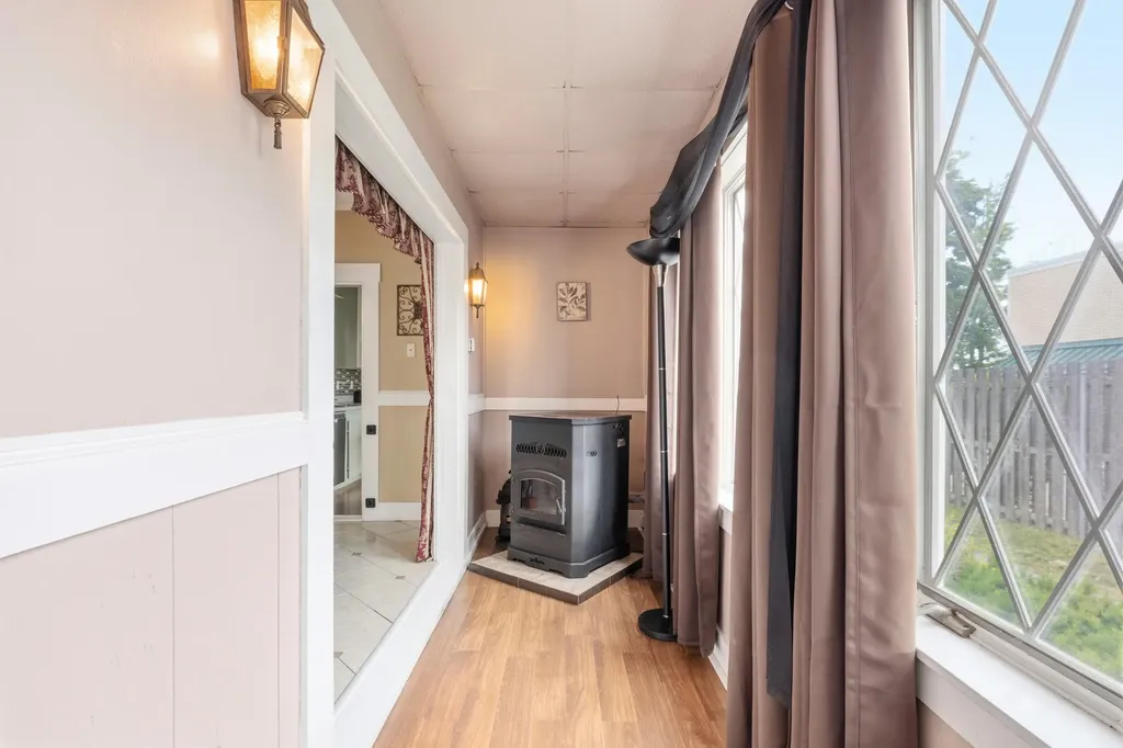 13 Acorn Street Sanford ME 04073
