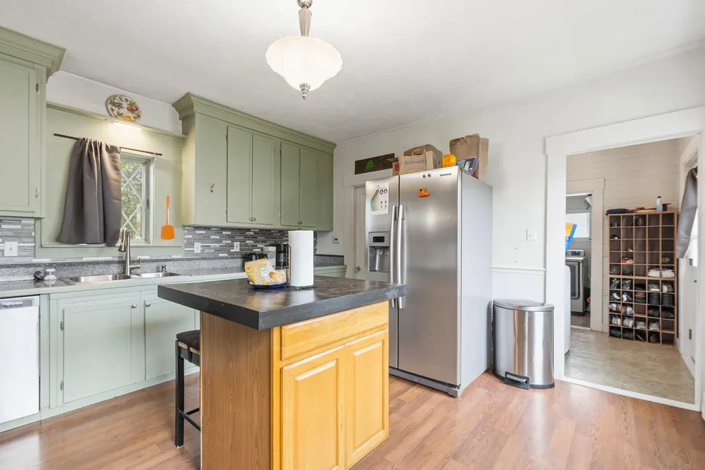 13 Acorn Street Sanford ME 04073