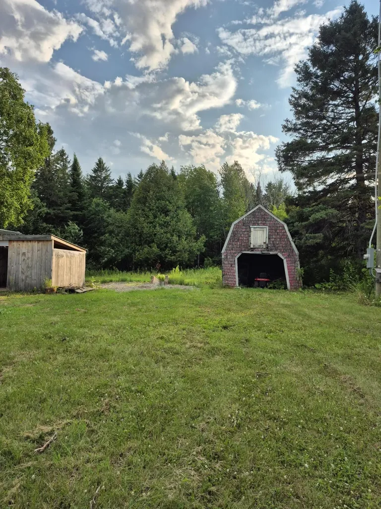 286 Main Road Bridgewater ME 04735