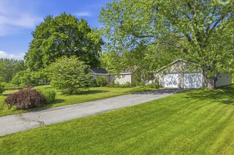761 Gardiner Road Wiscasset ME 04578