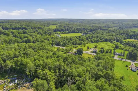 761 Gardiner Road Wiscasset ME 04578