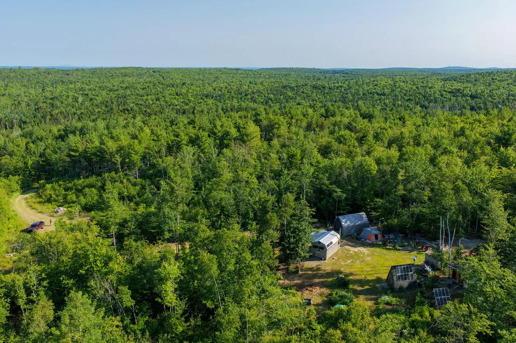 498 Freedom Road Prentiss Twp T7 R3 Nbpp ME 04487