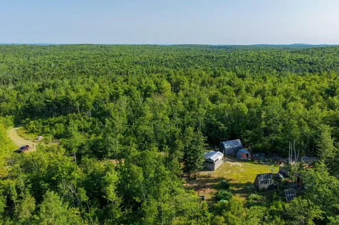 498 Freedom Road Prentiss Twp T7 R3 Nbpp ME 04487