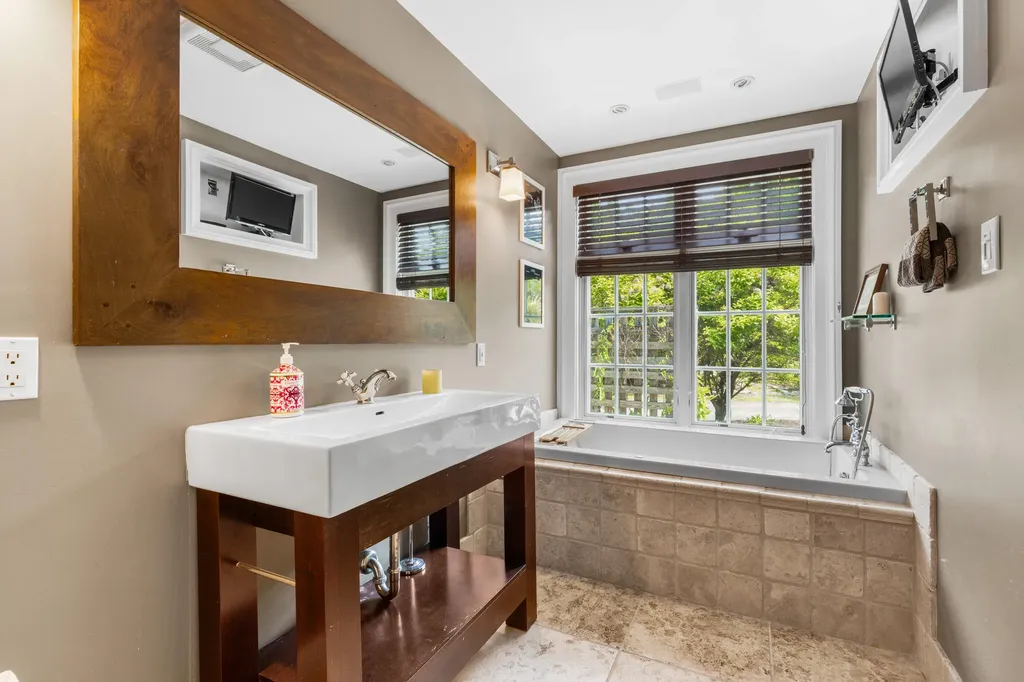494 Goodwin Road Eliot ME 03903