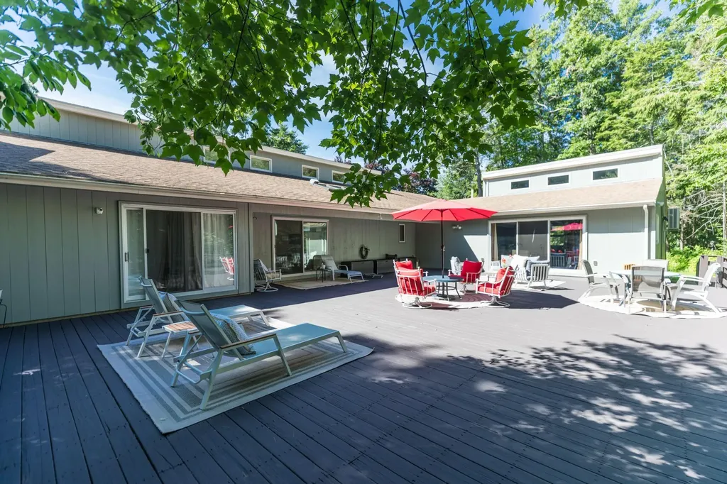 257 Rollingwood Road Eliot ME 03903