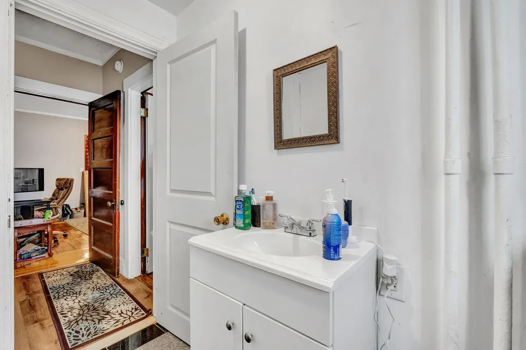 10 Deane Street Portland ME 04102