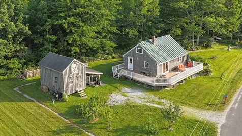 370 Carroll Road Union ME 04862